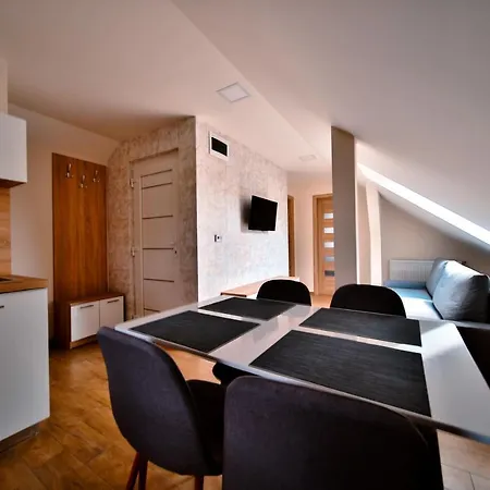 Apartment Kriszta Deluxe Vendeghaz *