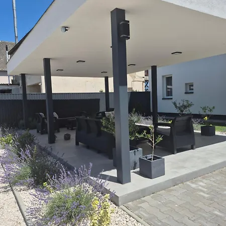 Kriszta Deluxe Appartamento